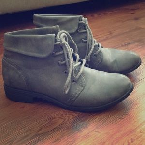 Women’s Grey Slouch Laced Ankle Boots